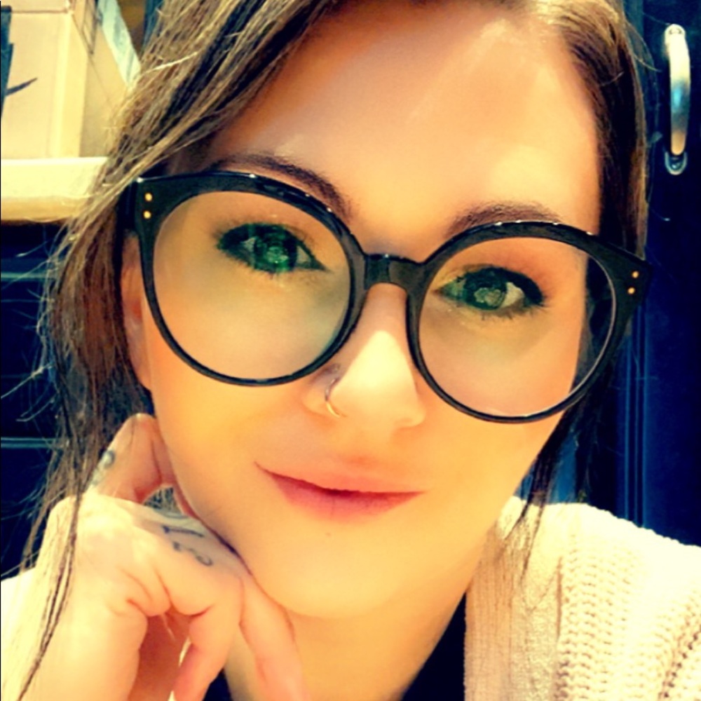 Meet your Posher, Chantelle